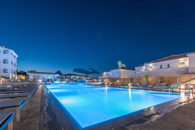 Mediterranee Hotel Plános Екстериор снимка