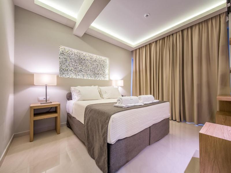 Mediterranee Hotel Plános Екстериор снимка