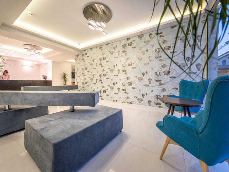 Mediterranee Hotel Plános Екстериор снимка