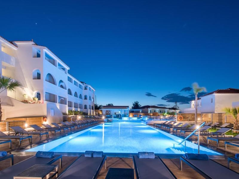 Mediterranee Hotel Plános Екстериор снимка